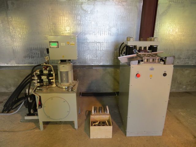 Пресс для капелей СГК-9.13.У